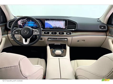 Mercedes Benz Gle Matic Macchiato Beige Black Dashboard Photo