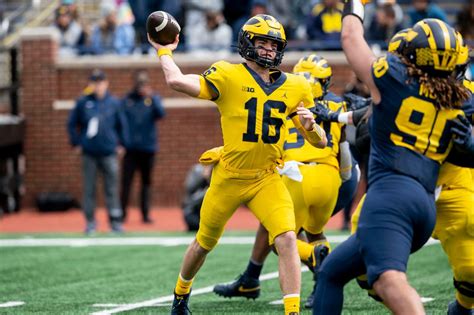 Overheard Outside Of Michigans Locker Room QB Davis Warren Impresses