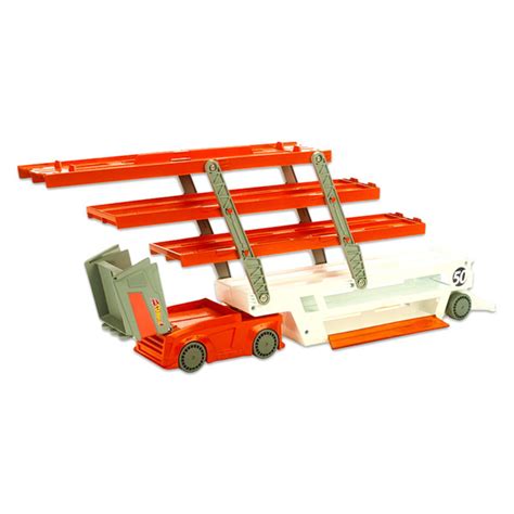 Hot Wheels City 50 évforduló mega autószállító kamion JatekBolt hu