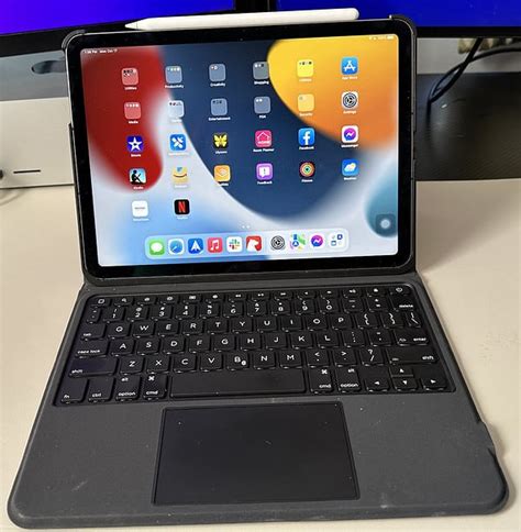 Review Esr Ascend Keyboard Case For Ipad Air Makes For An Excellent