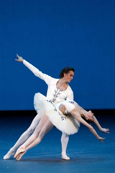 Pin By Rita Multerer On Bolshoi Ballett Ballet Images Russian Ballet