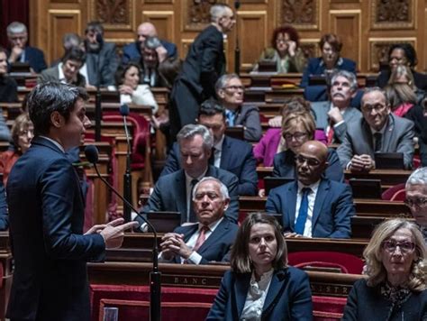 Francia Il Senato Dice S Al Diritto Allaborto In Costituzione La