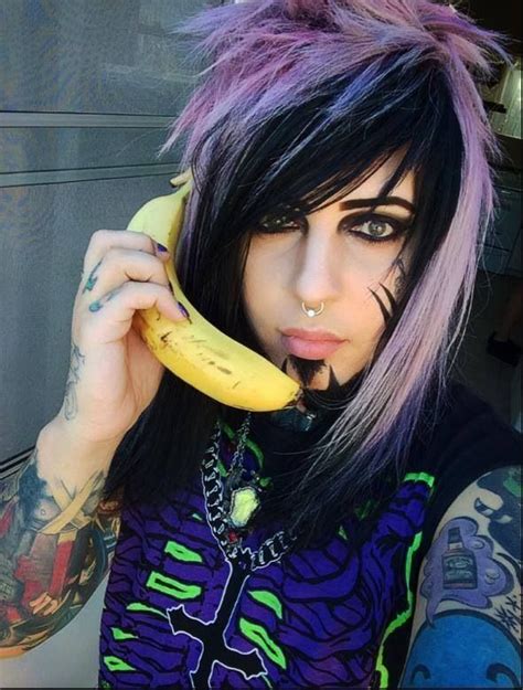 Pin On Dahvie