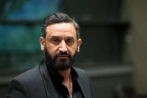 Cyril Hanouna Je Monte Un Gros Truc Lanimateur En Dit Un Peu