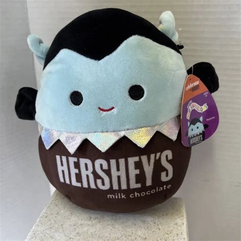 Squishmallows Halloween Patricio Hershey Vampire Bat 7 Inch Plush Toy £