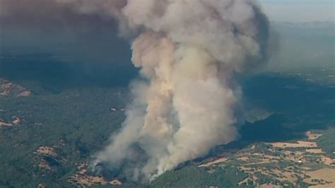 Acre Wildfire Forces Evacuations In Amador And El Dorado Counties