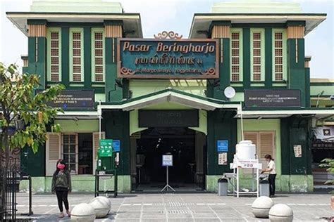 Pasar Beringharjo Yogyakarta Menjadi Destinasi Wisata Belanja Di Jogja