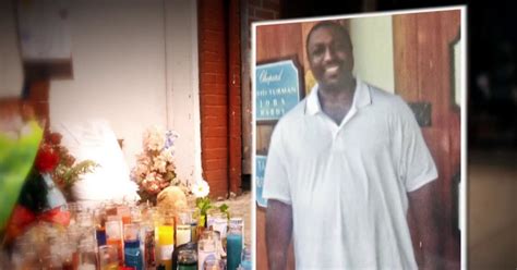 Outrage over newly-released police texts in Eric Garner case