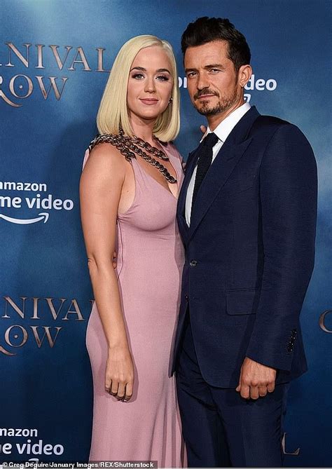 Katy Perry Mimics Lingerie Mannequins At Underwear Brand Launch Daily Mail Online