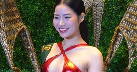 Th Sinh Hoa H U Tr I T M C Bikini Thi M T M C