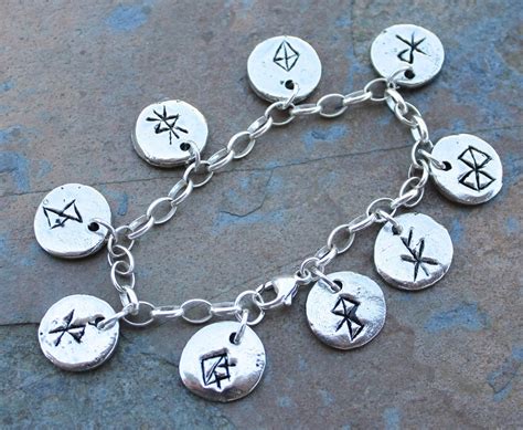 Deluxe Viking Anglo Saxon Runic Charm Bracelet Bind Runes