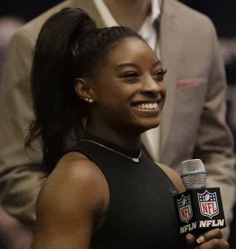 Shaq and Simone Biles’ photo is the real winner of the Super Bowl | The ...