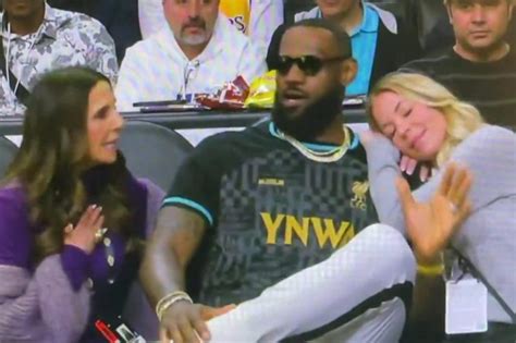 Lakers Full Conversation Leaked From LeBron S Viral Moment With Jeanie