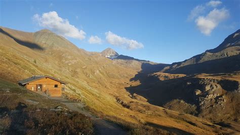 Rifugi Aperti A Ottobre In Valle Daosta Montagna Tv