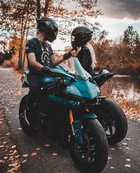 Pin By 4n Cr4l On Parejas Briker Biker Photoshoot Biker Couple