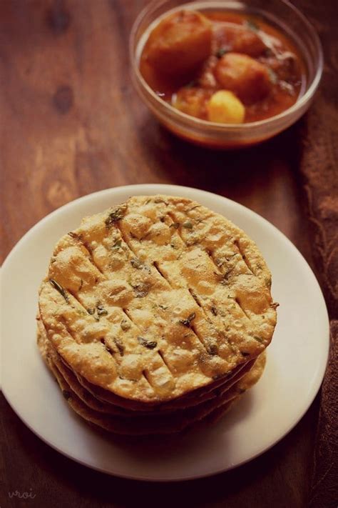 Methi Puri Recipe How To Make Crisp Methi Puri Recipe Spiced Methi