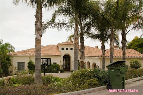 The Cohen Mansion From The Oc” Iamnotastalker