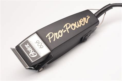 Купите машинку Oster 606 с 4 насадками в СПб!