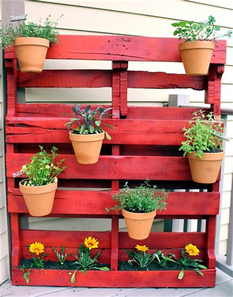 Ideas For Creative Use Of Wooden Pallets In The Garden Interior Design Ideas Ofdesign