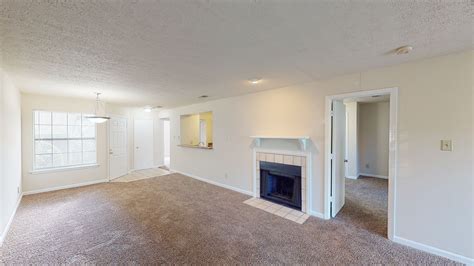 Detailed tour of the historical rooms inside maa mansion 14