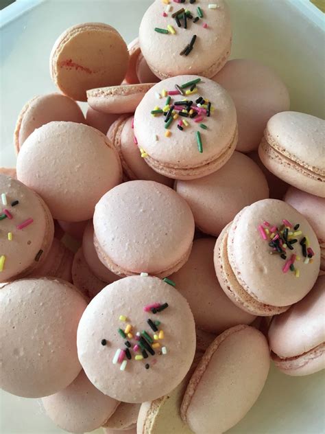 FRENCH MACARONS – Bake with Gen