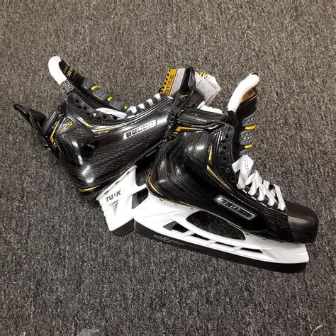 Senior New Bauer Supreme S Pro Hockey Skates D R Regular Size