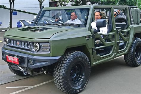 Inilah Spesifikasi Maung Mobil Tempur Produksi Pindad Yang Dipacu Oleh