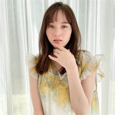 Non Noさんのインスタグラム写真 Non Noinstagram「発売中のノンノ8月号にマーシュ彩さんが登場🌼🤍 ワンピの柄も相