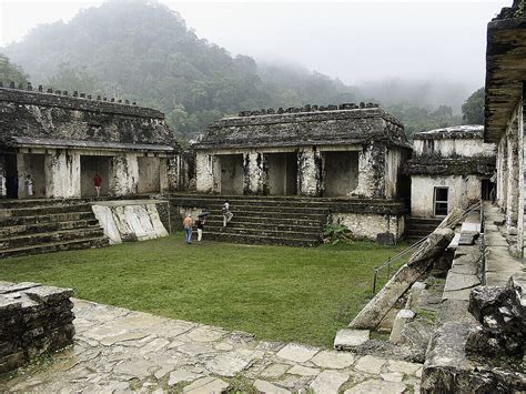 The Palace In Palenque Maya Bild Kaufen Lookphotos