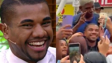 Campeão do BBB24 Davi causa tumulto em gravação do Domingão Huck