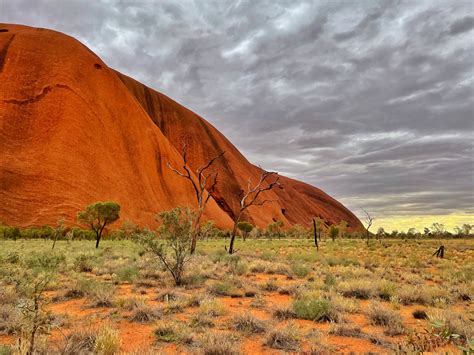 Fun Uluru Facts for Kids - Mum on the Move