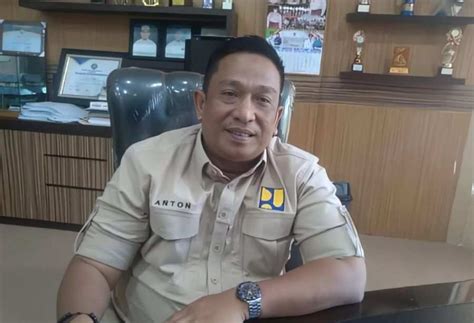 Goriau Masyarakat Sorot Jalan Provinsi Yang Rusak Di Medsos Anton