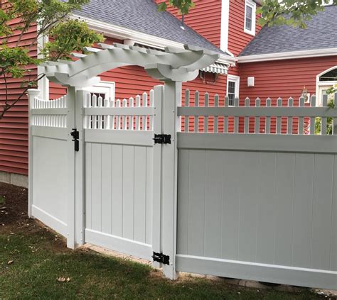 Vinyl Fence Installation in Massachusetts - MA Vinyl Fence Installation ...