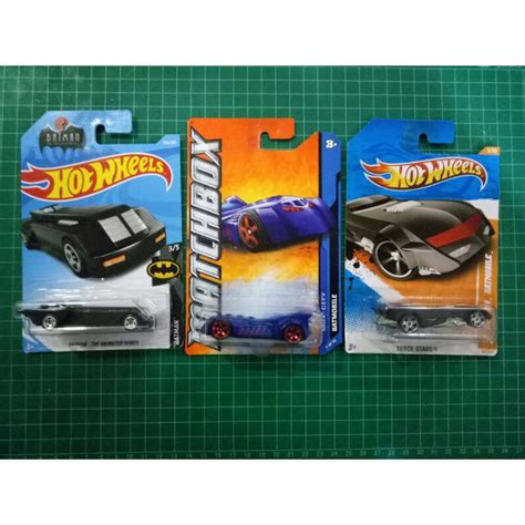 Hot Wheels BATMAN BATMOBILE TV SERIES BATMOBILE Shopee Malaysia