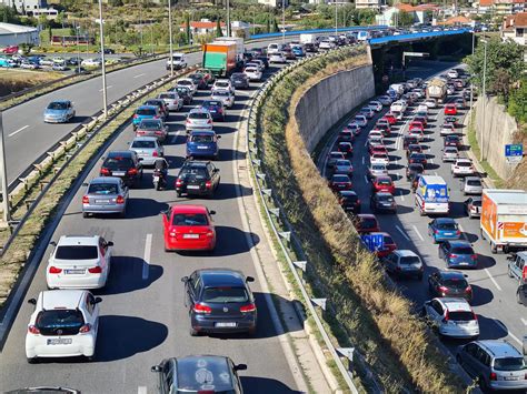 Slobodna Dalmacija Velike gužve na glavnom cestovnom izlazu iz Splita