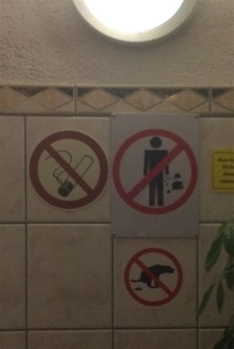 confusing bathroom signs : r/CrappyDesign