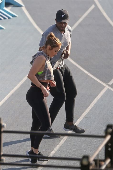 Jennifer Lopez In Tights Exercise Session In La December 31 2017