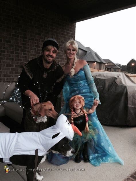 Coolest Ever Frozen Family Costumes