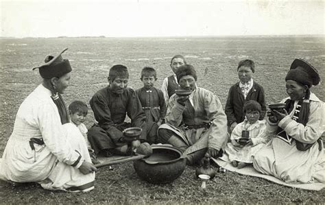 Exploring Russia and Central Asia's Kalmyk Culture: The History of the ...