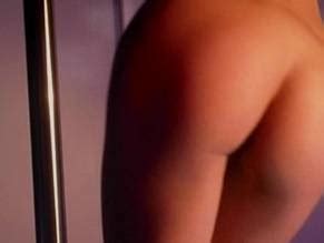 JENNIFER LEE Nude AZNude