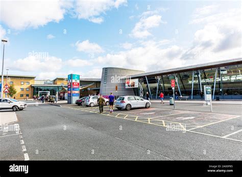 Wetherby Services A Hi Res Stock Photography And Images Alamy