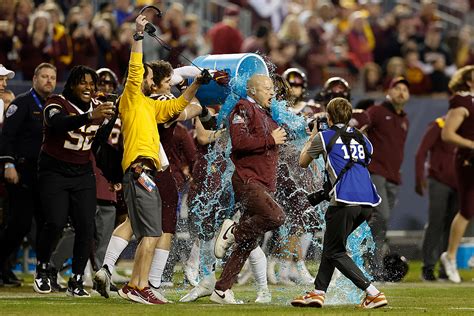 Gophers Win 5th Straight Bowl Game