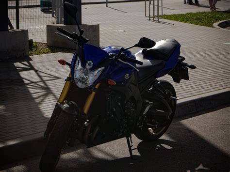 Купить б у Yamaha FZ инжектор передач в Минске синий naked bike года по цене