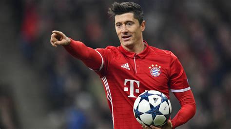 Downloaden 4k Fußball Robert Lewandowski Wallpaper Wallpapers