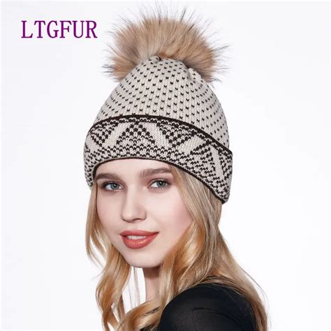 Ltgfur2017 Women Wool Raccoon Fox Fur Pom Poms Winter Hats Asymmetry