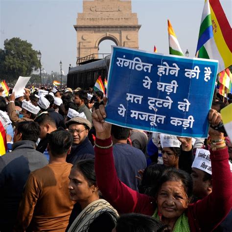 Photo Jain Society Gathered At India Gate Demonstrated Like This On