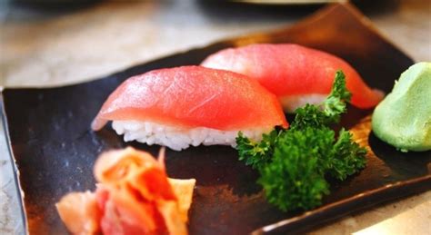 Les Sushis Au Thon Et Au Saumon Vie Pratique F Minin