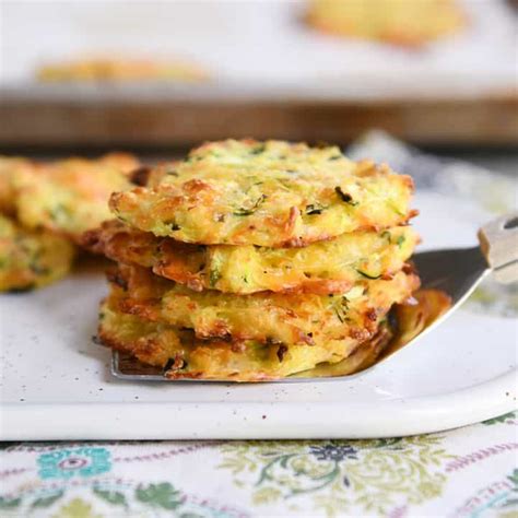 Healthy Baked Cheesy Zucchini Bites {i E Fritters}