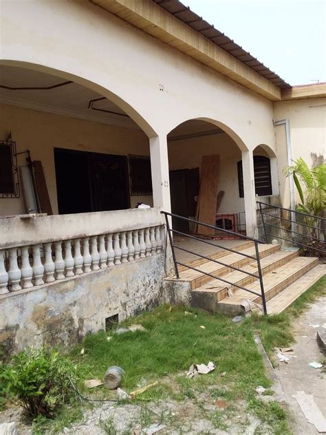 Vente De Villa Basse Cocody Riviera Bonoumain Bazarafrique C Te D