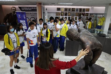 Comite Olimpico Ecu On Twitter Los Estudiantes Del Colegio Paul Rivet